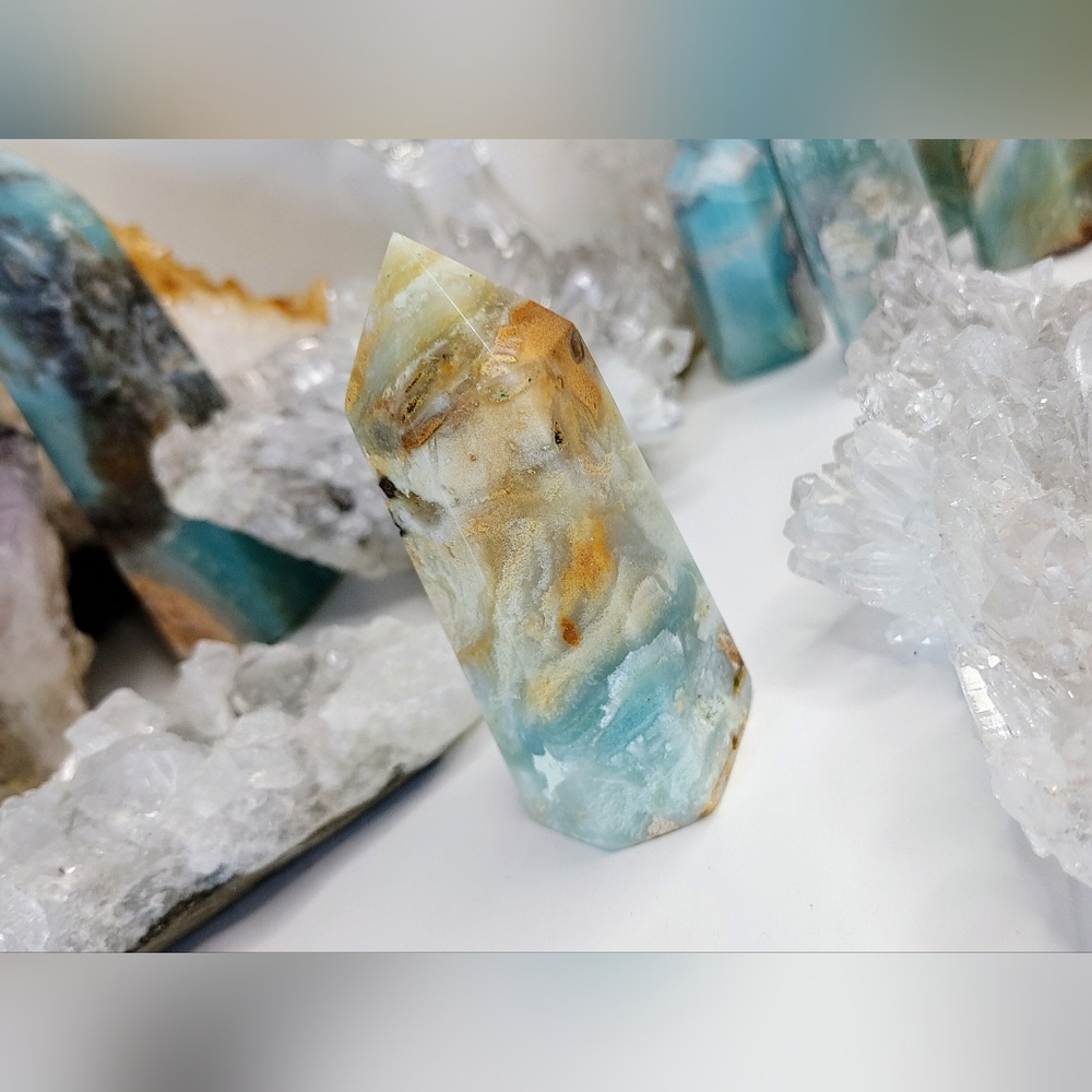 Natural Stone Crystal tower